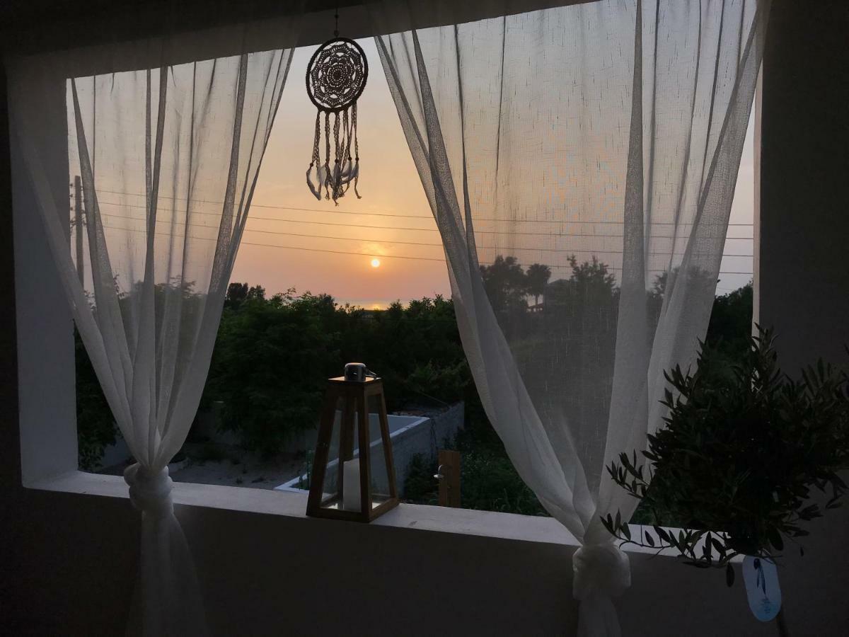 Sirios Appartement Akharavi